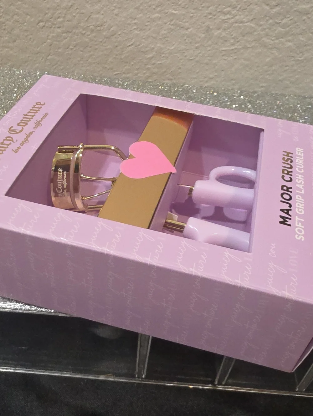 Juicy Couture Major Crush Soft Grip Lash Curler